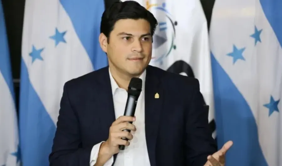 honduras elecciones marlon ochoa asilo.jpg