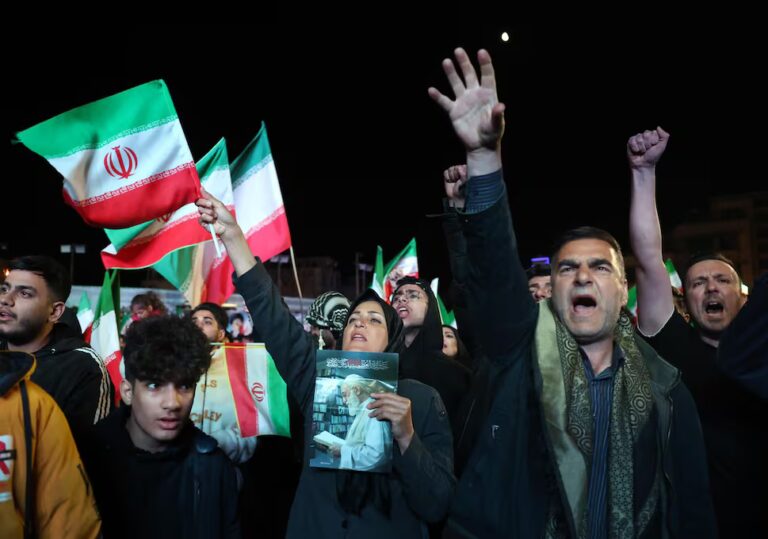 iran ciudadanos festejan acuerdo cese fuego foto efe