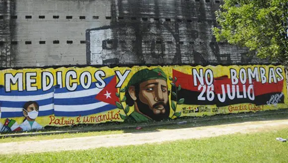 Médicos cubanos. Por encima de la mar, a sangre y cariño 9 medicos y no bombas 1020x642 1.jpg