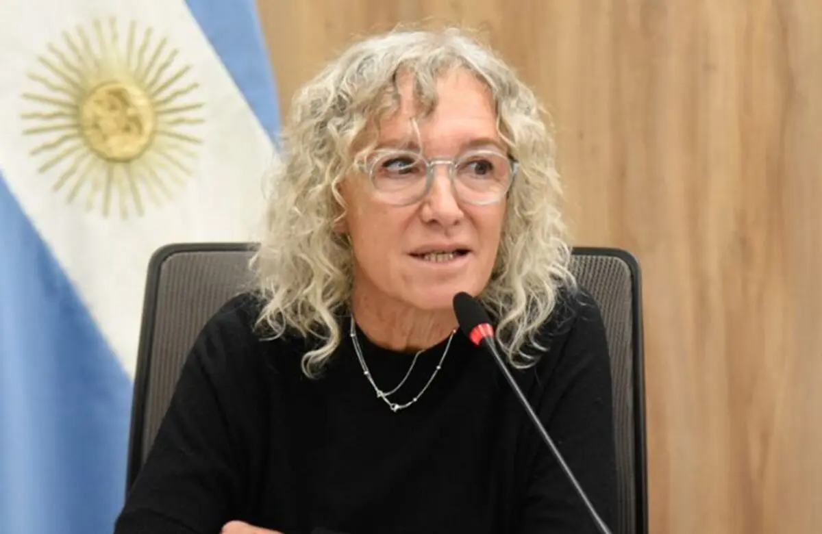 monica frade 1200x780 1.jpg