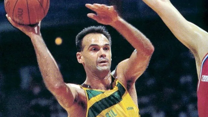 Flamengo retira el dorsal 14 en homenaje al histórico Oscar Schmidt 2 oscar schmidt foto fiba basketboll