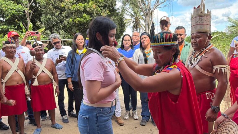 photo 5143517920636898523 y