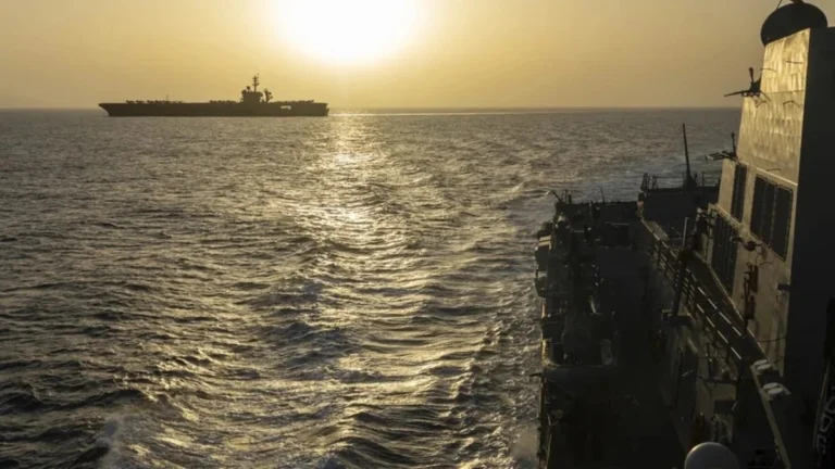 Foto: Irán aprovecha su control del Estrecho de Ormuz para sostener el flujo petrolero/Cortesía