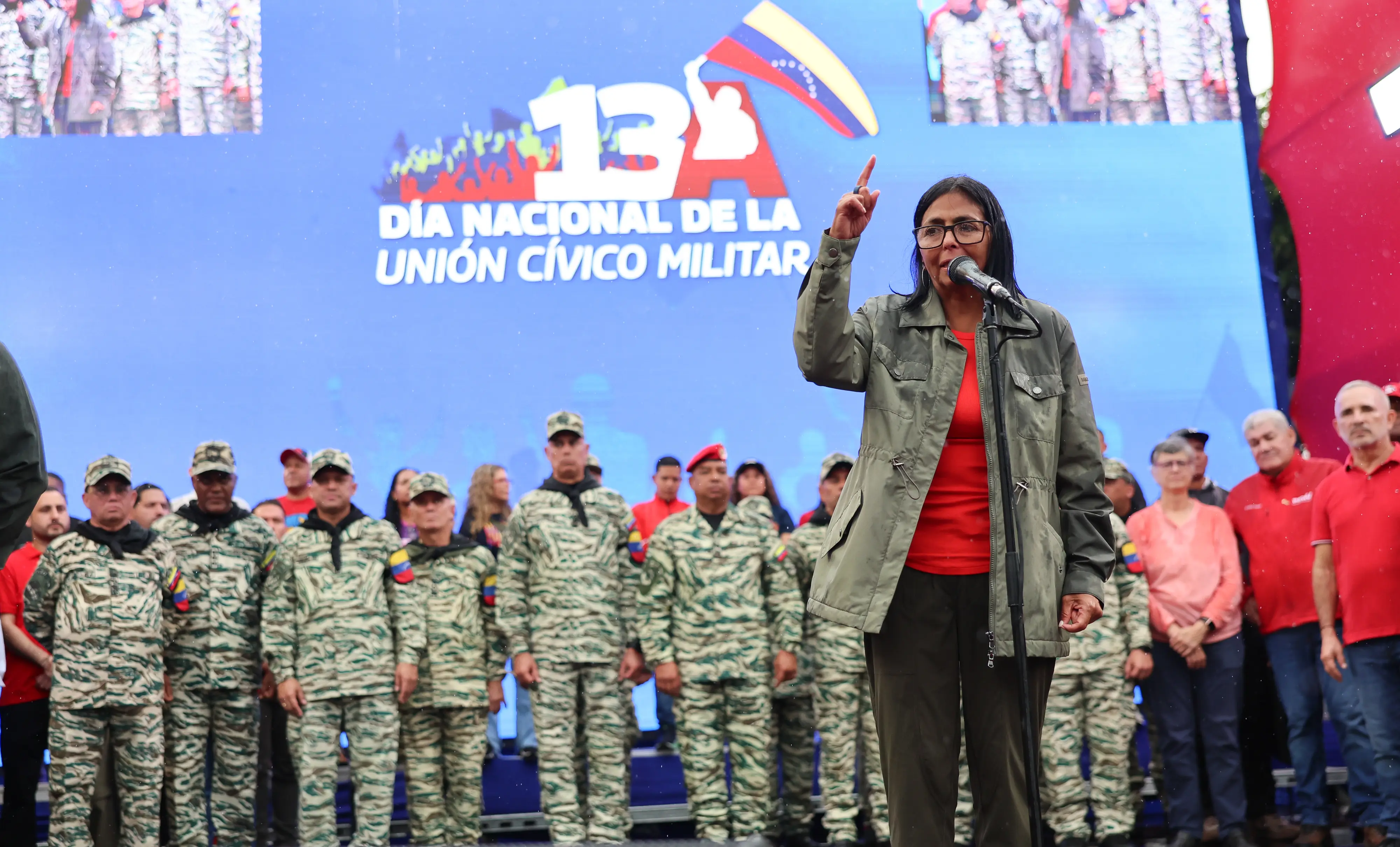 venezuela delcy rodriguez acto union civico militar.jpg