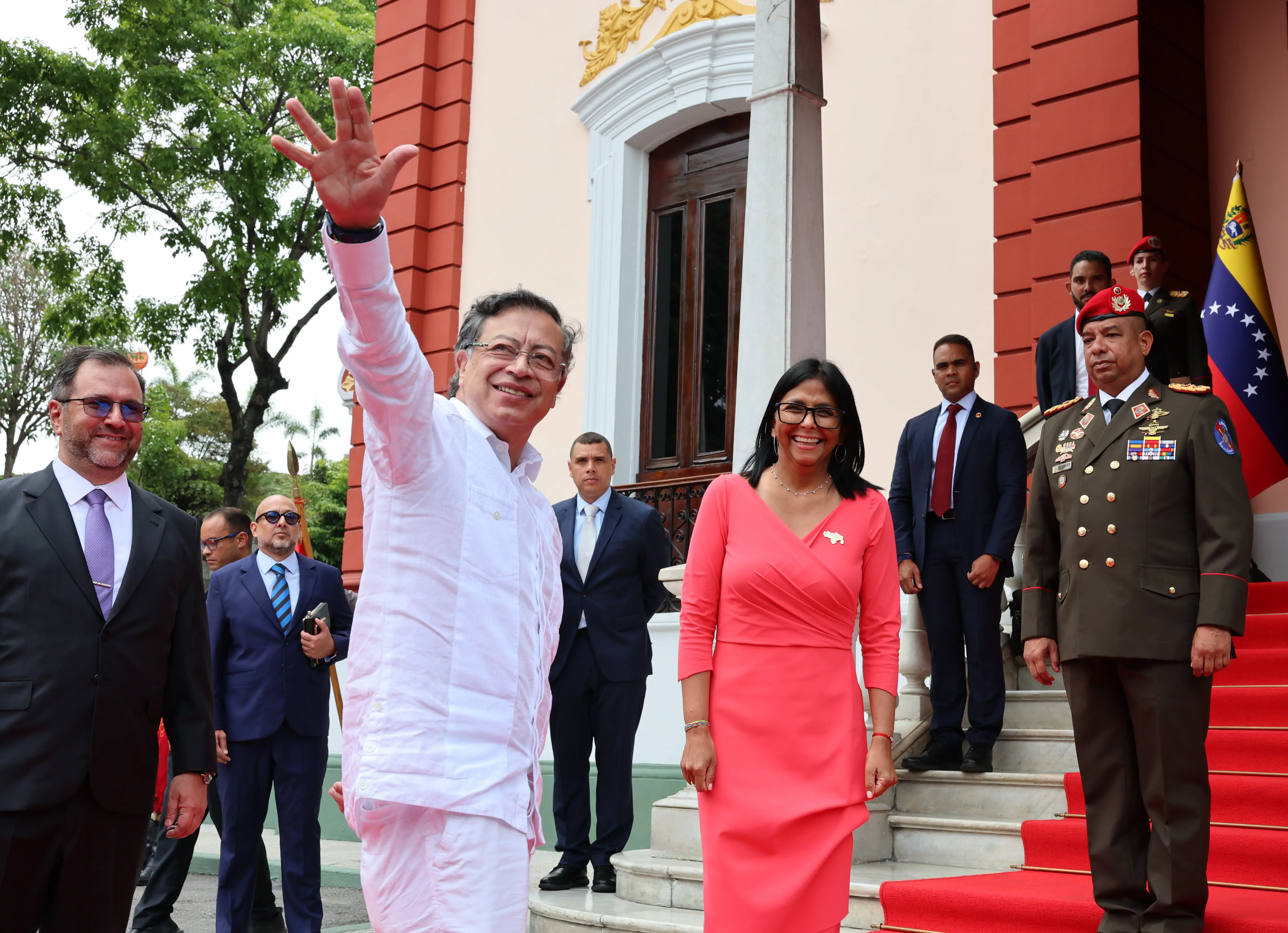 venezuela encuentro delcy rodriguez gustavo petro.jpg