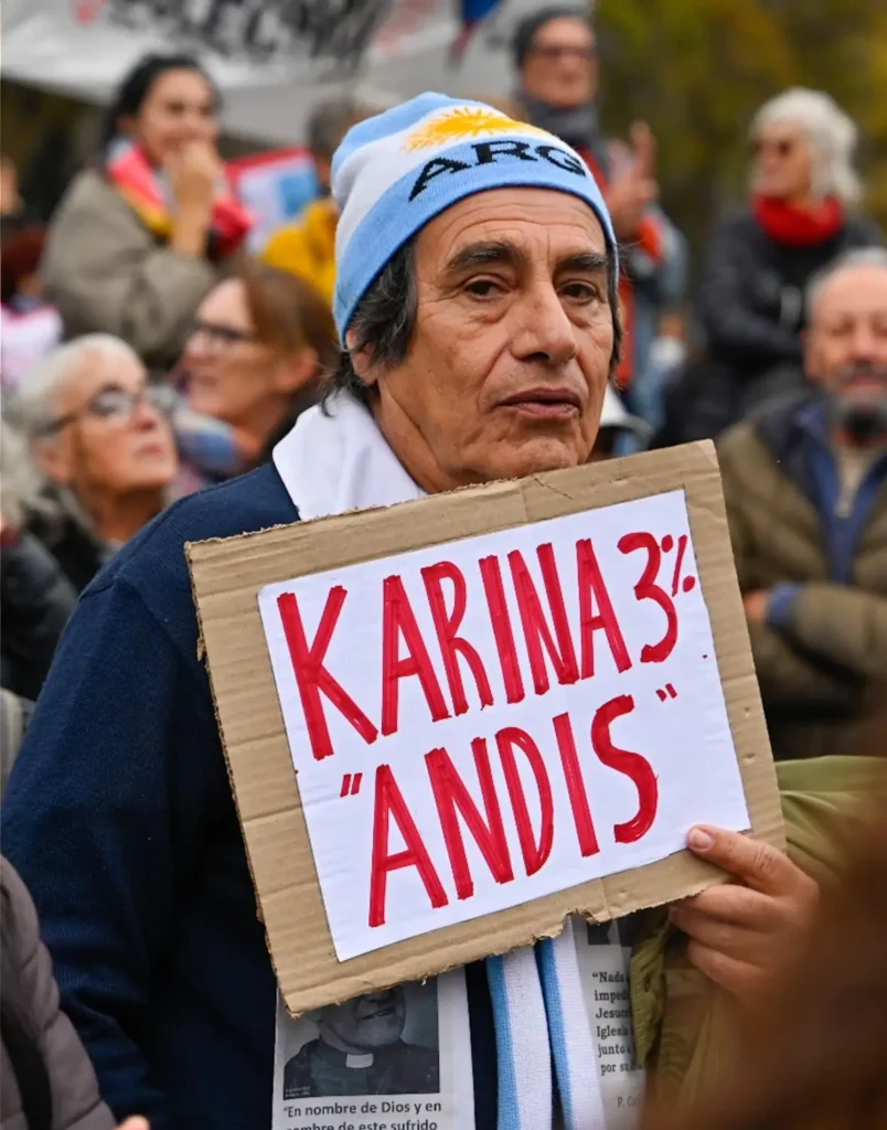 "La salud no puede esperar": argentinos repudian ajuste y deterioro del sistema sanitario 4 1779311103076