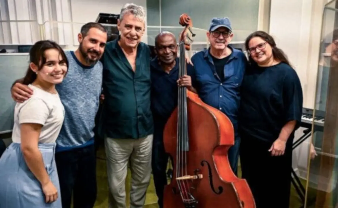 cuba video silvio chico01.jpg