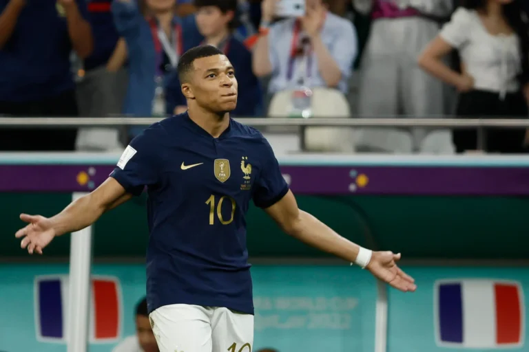 francia futbolista mbappe foto efe