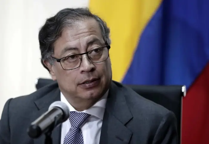gustavo petro.jpg