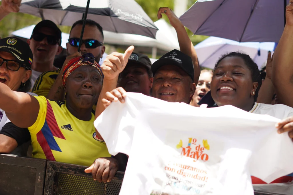 Colombia: organizaciones sociales y sindicatos se movilizan en defensa de sus derechos 4 hhqkgtyw4aa7pz2