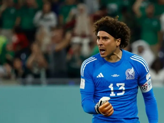 memo ochoa 696x522 1.jpg