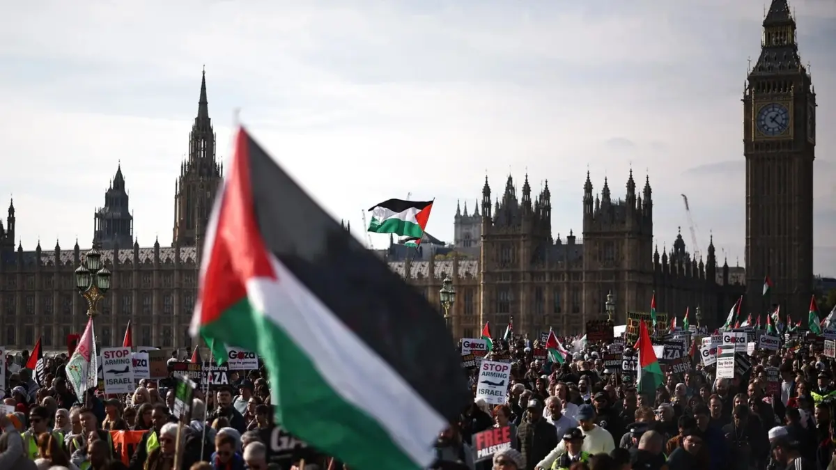 palestine protest london 2025.jpg