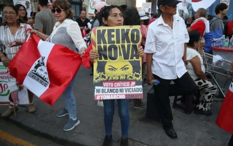 peru rechazo keiko01
