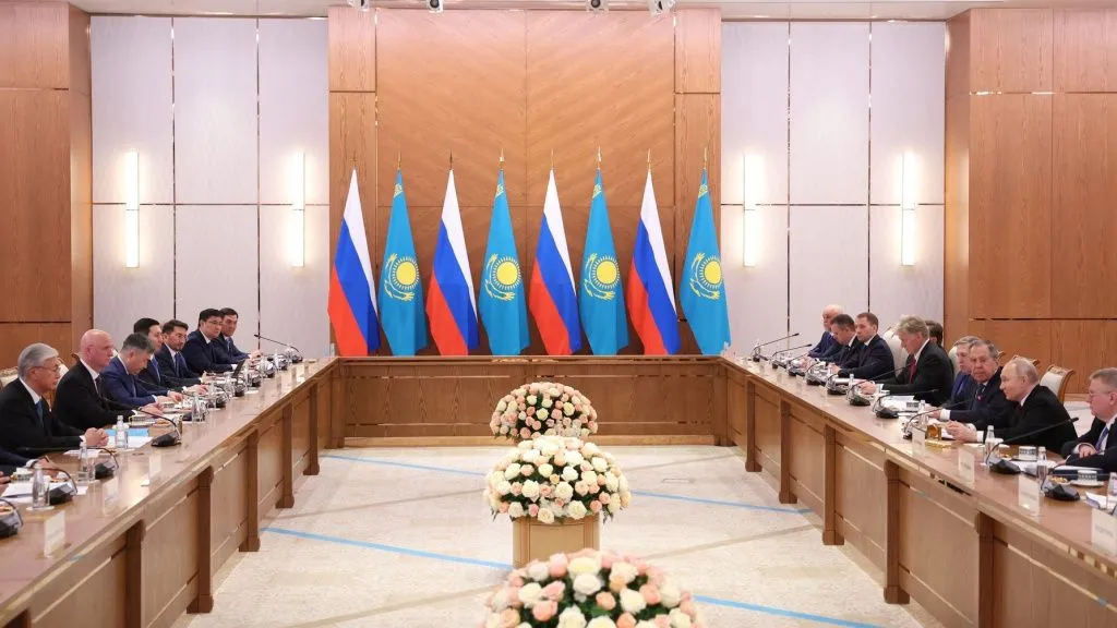 Kazajistán y Rusia firman declaración de amistad entre pueblos y nuevos acuerdos 2 s