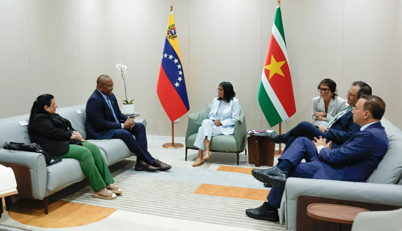 venezuela surinam01.jpg