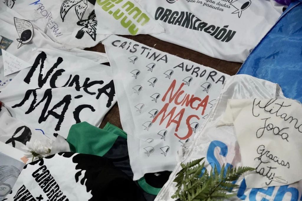 En imágenes: Miles de argentinos despiden a la defensora de derechos humanos Taty Almeida 4 03
