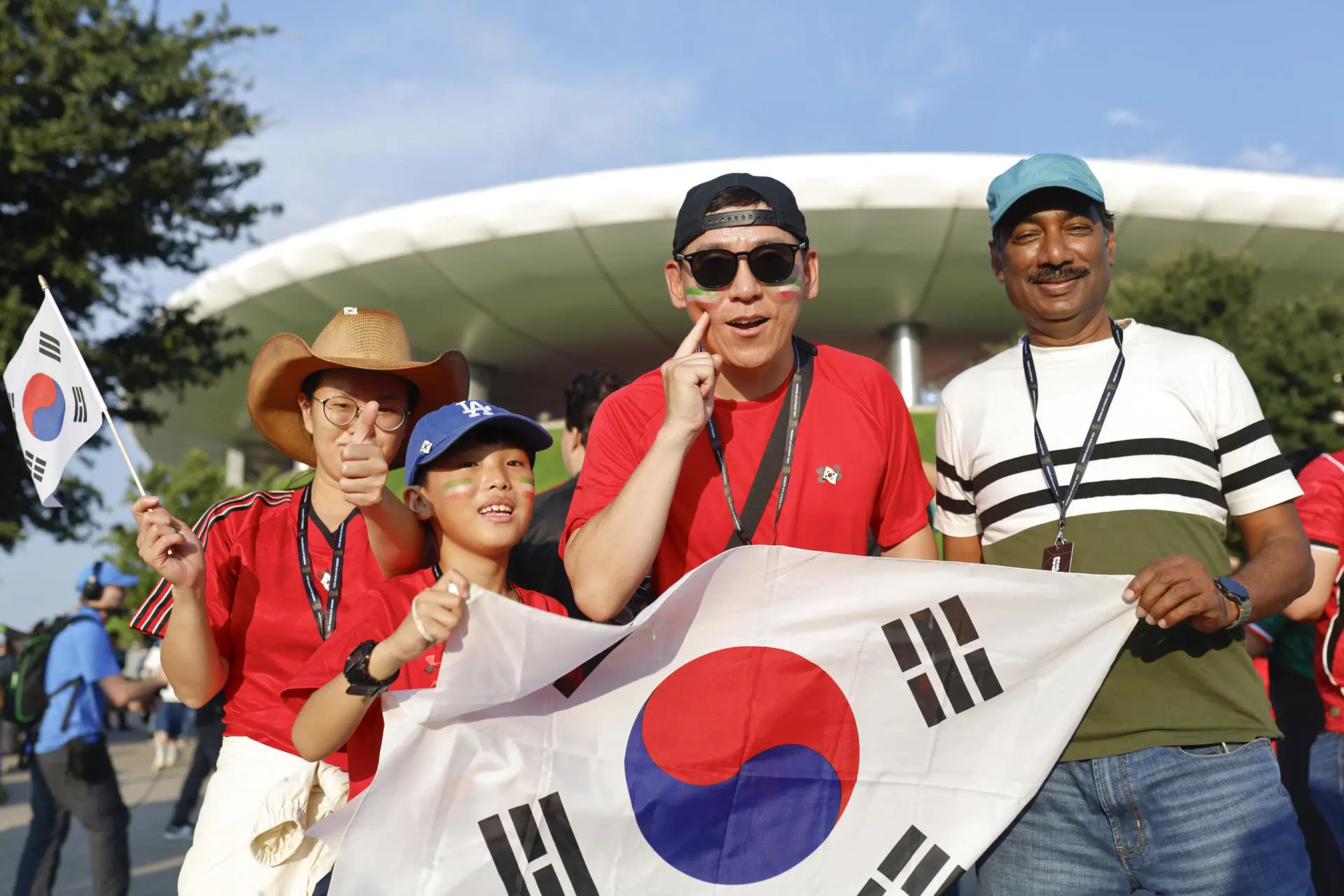 Fans fill Guadalajara Stadium for South Korea vs. Czech Republic showdown