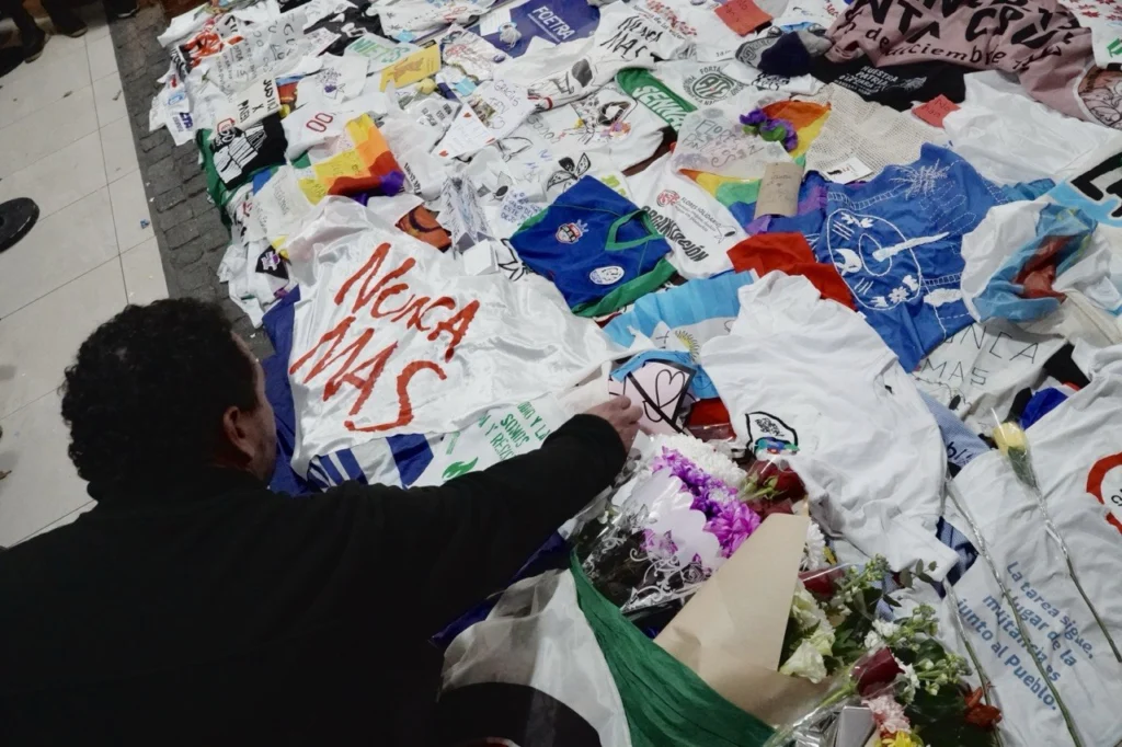 En imágenes: Miles de argentinos despiden a la defensora de derechos humanos Taty Almeida 6 18