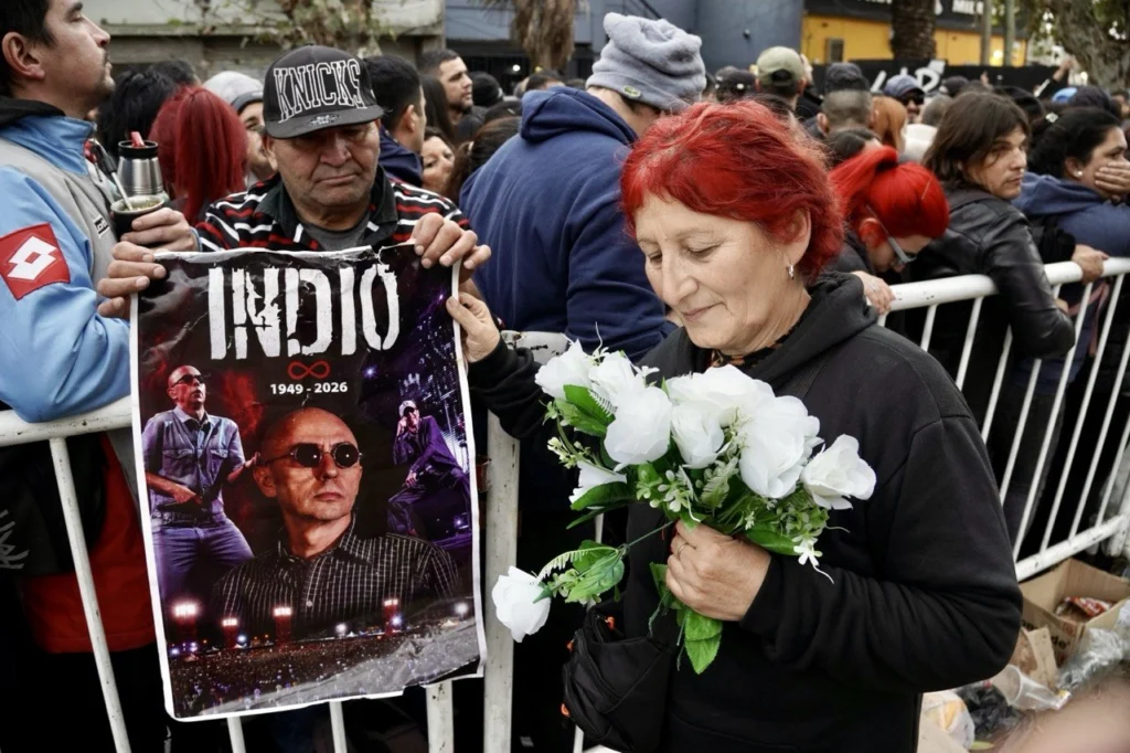 En imágenes: un millón de argentinos dan su último adiós al Indio Solari 16 4983683409955720179 jpg