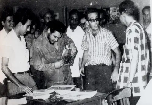 che3 500x346 1.jpg
