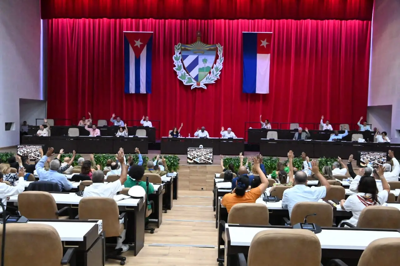 cuba asamblea.jpg