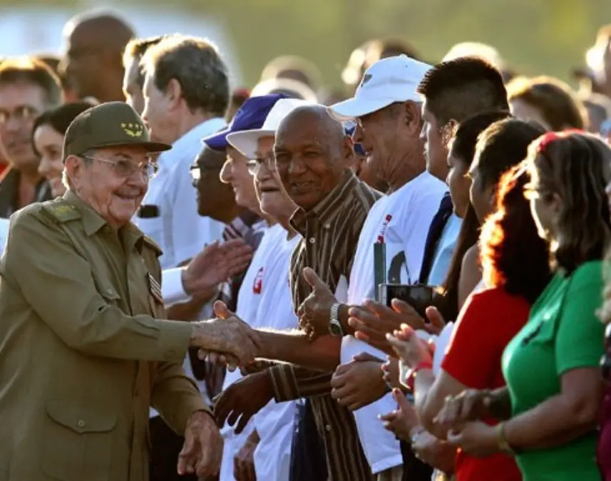cuba raul castro cumpleanos.jpg