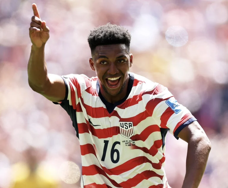 Estados Unidos vence a Australia y avanza a dieciseisavos de final 1 hlm7prrxuaasfg5