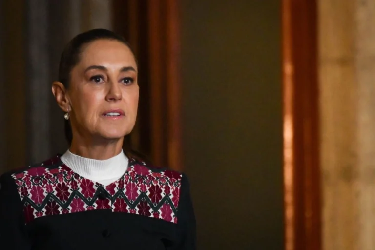 hoy sale un equipo de rescatistas y personal de sanidad de mexico a venezuela para ayudar tras sismos sheinbaum 0c88d418 1e45 4805 b9a5 30bd572b3a53 medialjnimgndimagefullsize