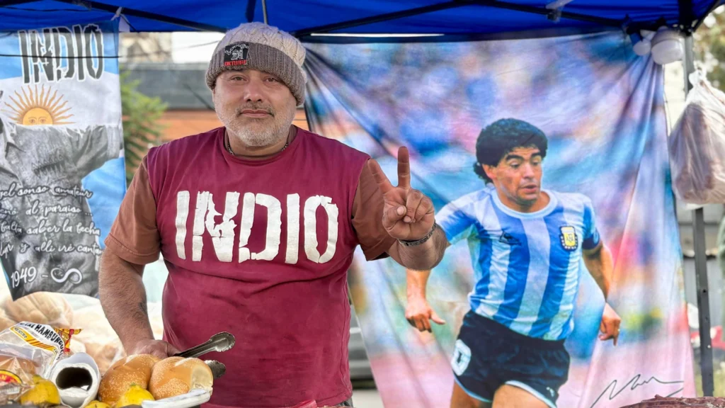 En imágenes: un millón de argentinos dan su último adiós al Indio Solari 17 photo 4985547477301791686 w