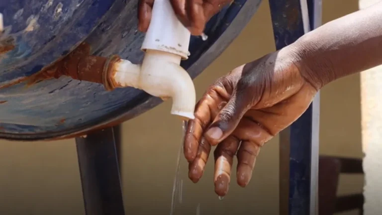 sudan disinfecting hands and feet cholera treatment centre in gedaref state