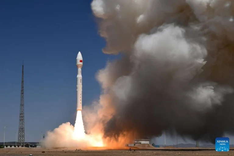 FOTO: China pone en órbita ocho satélites de alta resolución/CORTESÍA