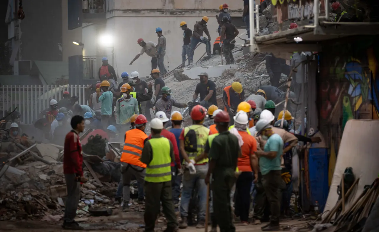 venezuela rescate anciana.jpg