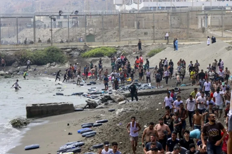 ceuta crisis migratoria foto efe