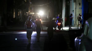 Caída parcial del sistema eléctrico de Cuba golpea a cinco provincias 11 cuba habana apagon julio26