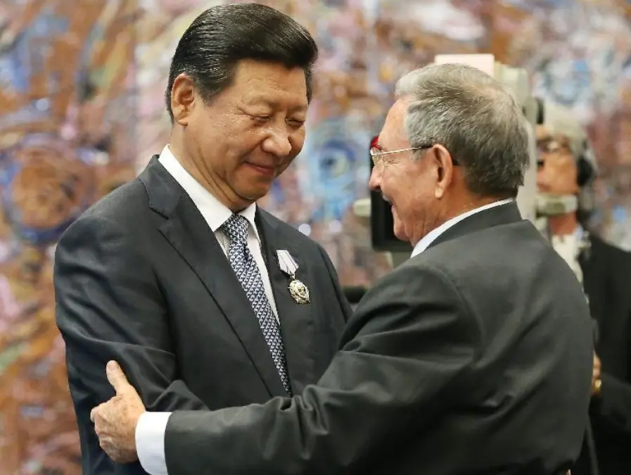 raul castro y xi jinping foto xinhua 1.jpg