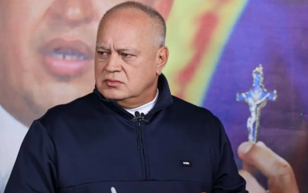 venezuela diosdado campanas01.jpg