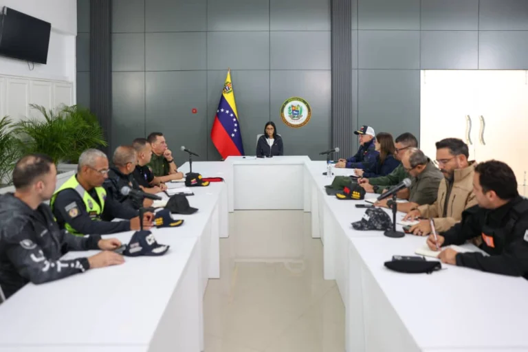 Foto: Delcy Rodríguez lidera coordinación de seguridad tras sismos en Venezuela/Cortesía