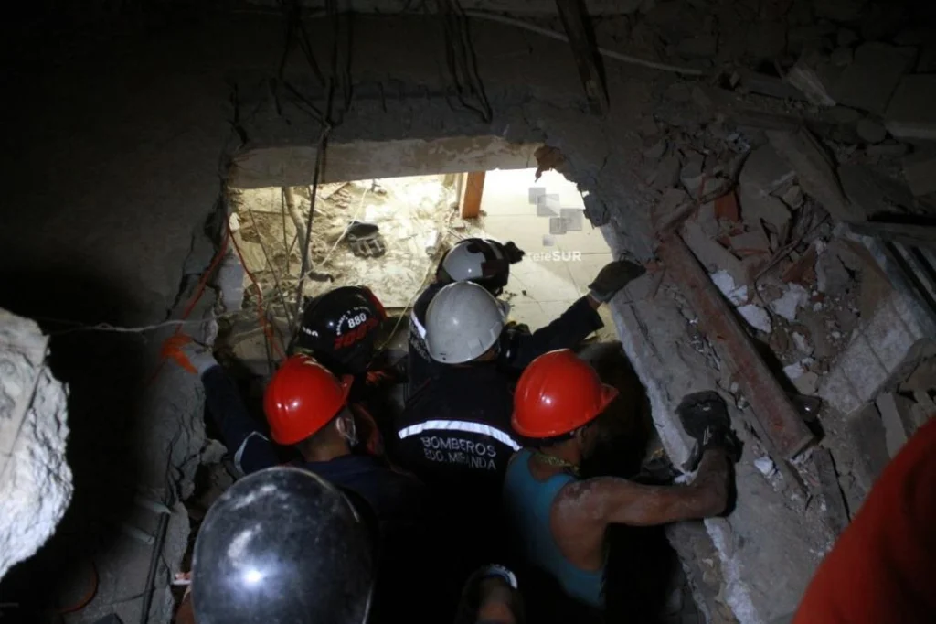 En imágenes: Venezuela mantiene operaciones de búsqueda y rescate tras doble terremoto 2 whatsapp image 2026 07 03 at 1 28 11 pm