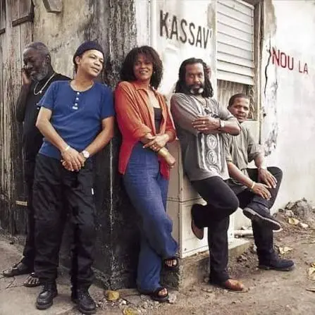 Un viaje del Meringue al Zouk 7 0 kassav.jpg