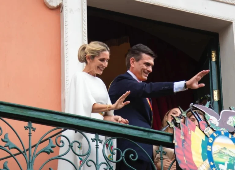 bolivia presidente rodrigo paz y esposa