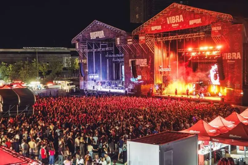 Salsa: una controversia que sigue 3 concierto masivo.jpg
