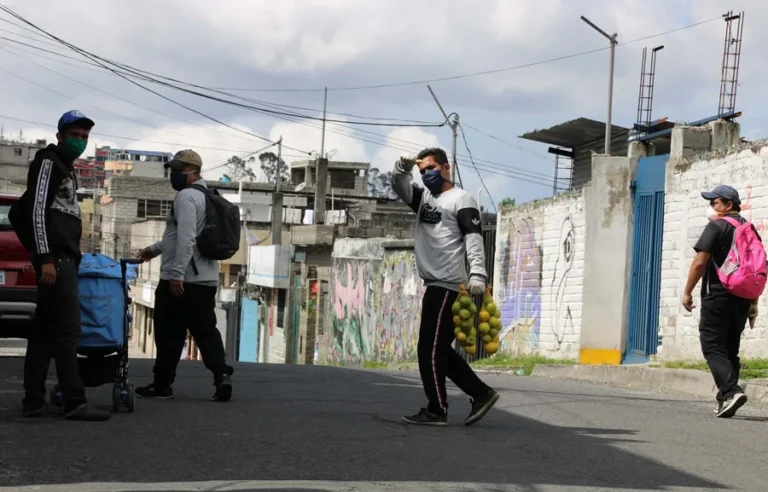 ecuador trabajo