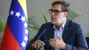 felix plasencia 1 1 860x574 1 768x432 jpg