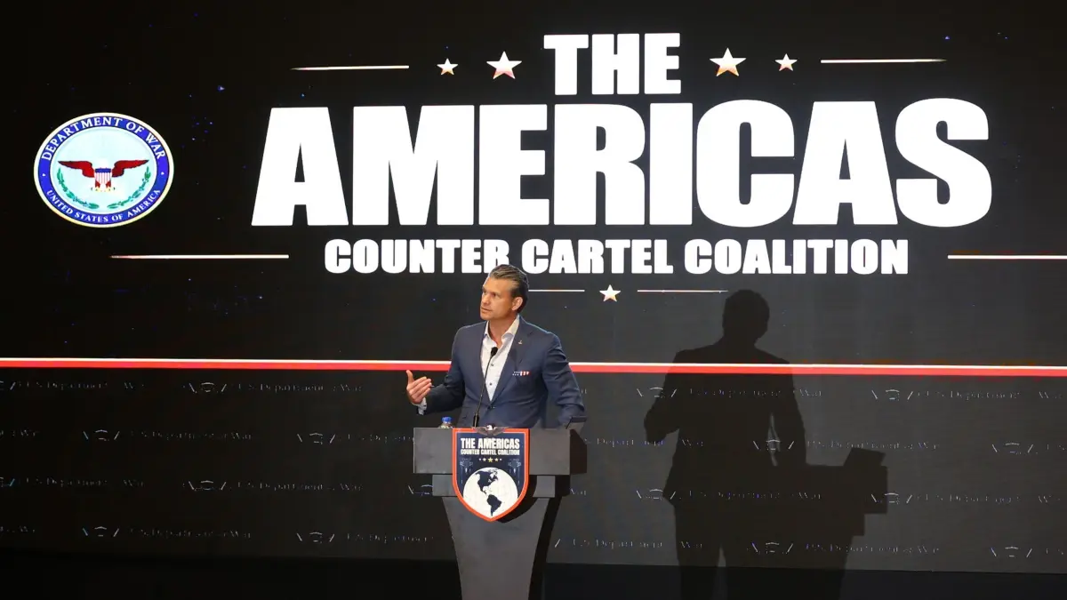 hegseth coalicion carteles 12ag26.jpg