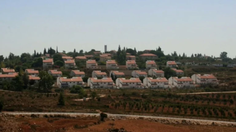 israel asentamiento ilegal01