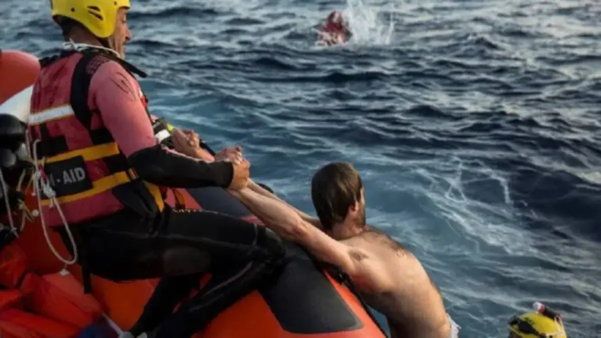 migracion mar mediterraneo foto efe 768x432 1.jpg