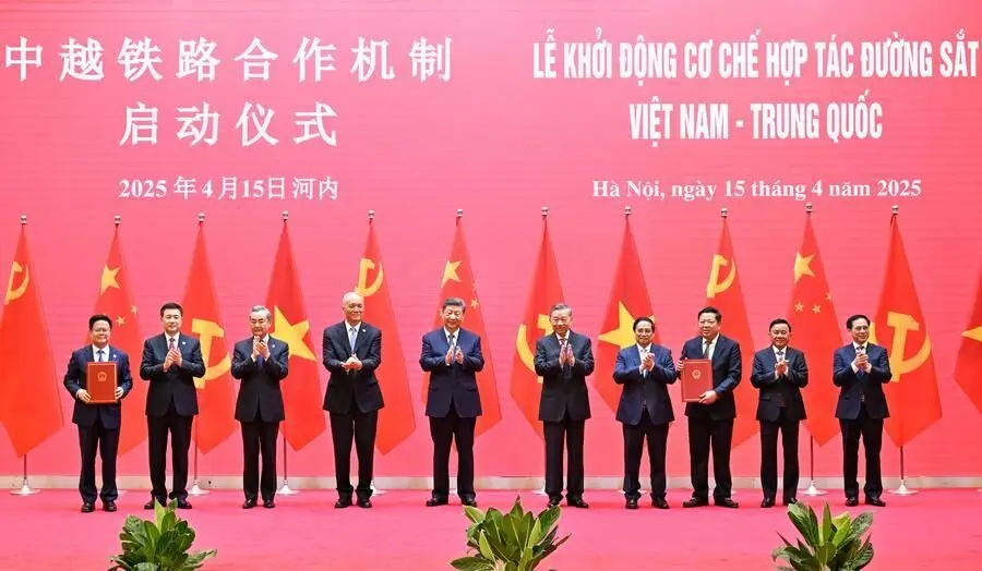 Xi impulsa un futuro compartido con los países vecinos de China 4 pcc.jpg