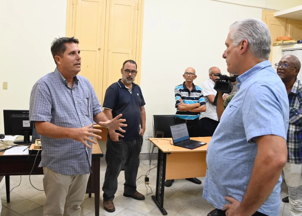 Presidente Díaz-Canel supervisa Defensa y avances tecnológicos en La Habana 2 presidencia cuba 1