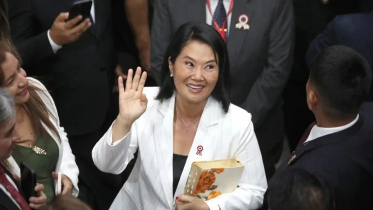 aprobacion keiko fujimori peru cae en primer mes gestion