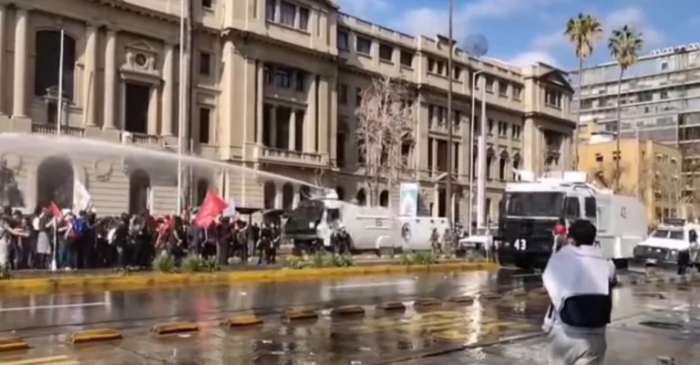 chile represion
